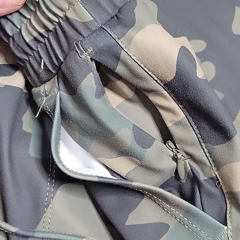 Zac & Rachel Camo Joggers - Picture 5 of 13